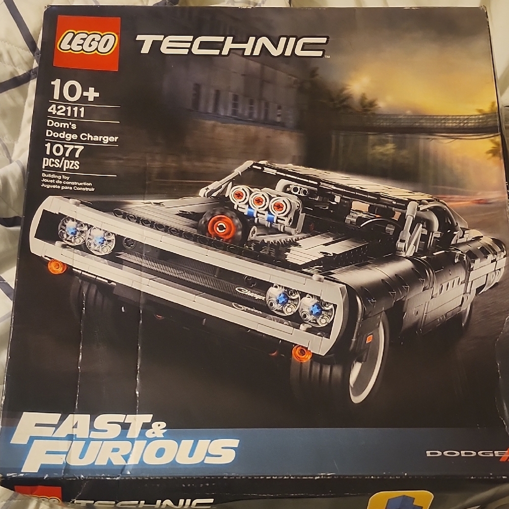 LEGO Technic Fast & Furious Dodge Charger Set